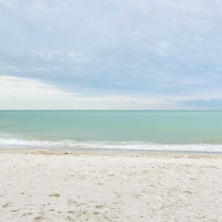 St Pete Beach Condo With Pool, 5 Min Walk To Beach! St. Pete Beach Exterior foto